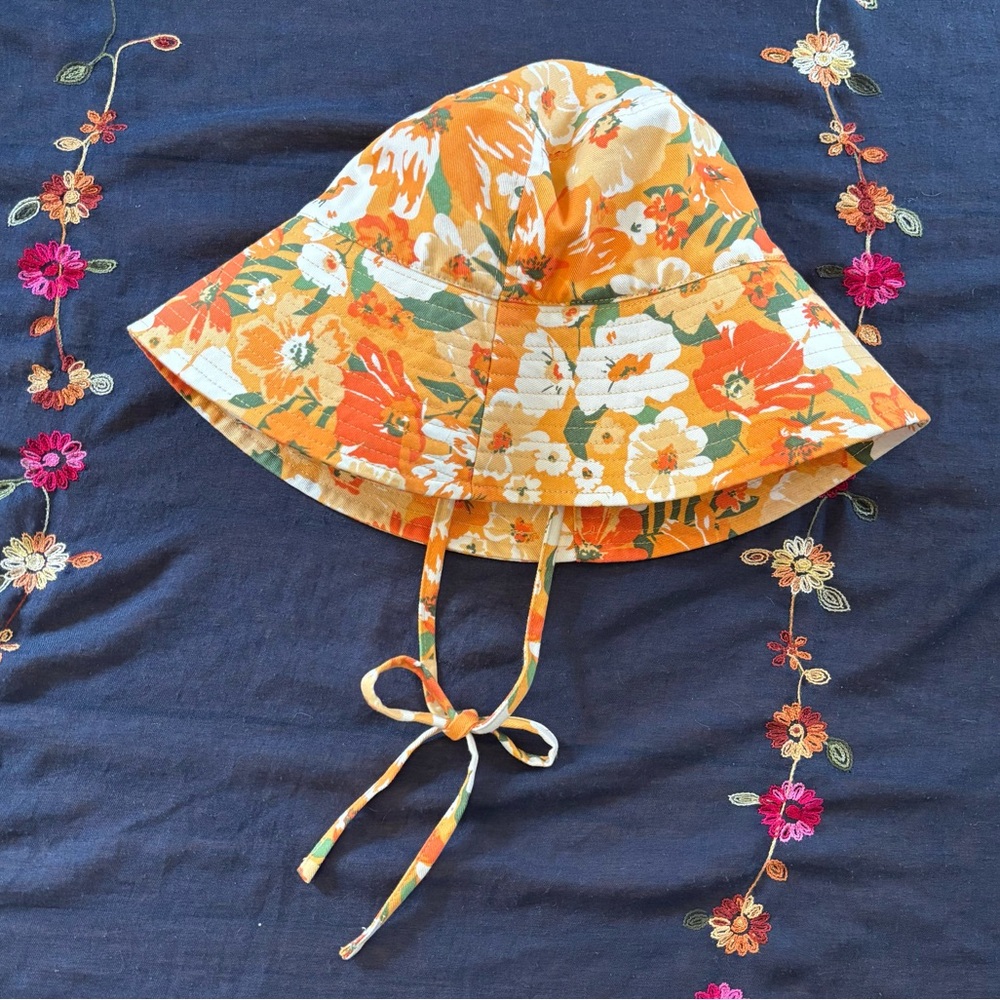 H&M Divided Tie Detail Orange & Yellow Groovy Floral Sunhat